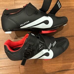 Peloton Black Cycling Shoes with Red Detail Size 42
